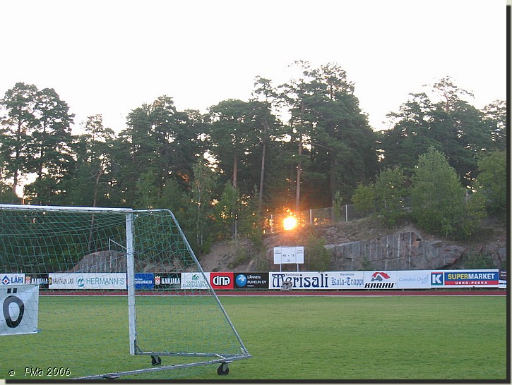 Aurinko_nousee.jpg