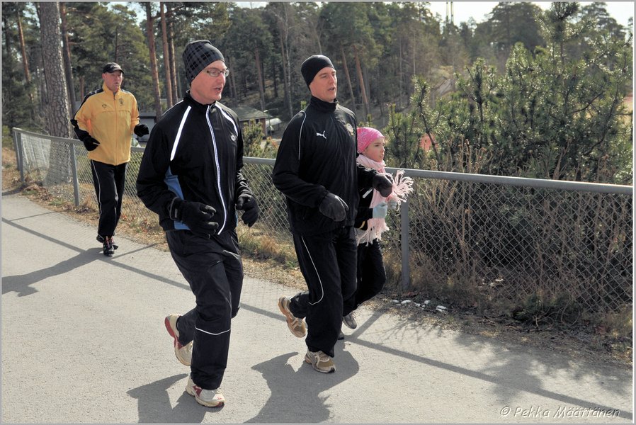 2012-04-01_ULKOKAUDEN_AVAJAISET (17).JPG