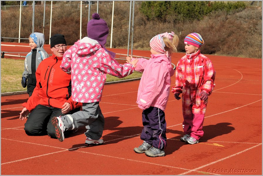 2012-04-01_ULKOKAUDEN_AVAJAISET (25).JPG