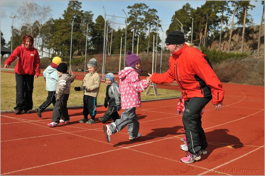 2012-04-01_ULKOKAUDEN_AVAJAISET (43).JPG