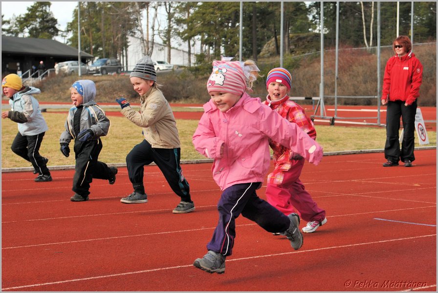 2012-04-01_ULKOKAUDEN_AVAJAISET (64).JPG