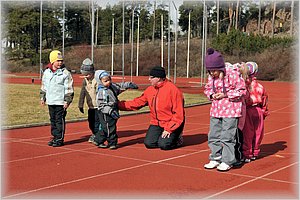 2012-04-01_ULKOKAUDEN_AVAJAISET (22).JPG