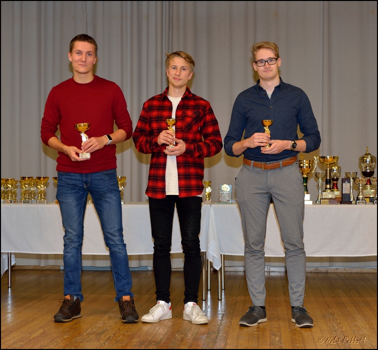 2019-15-17_Ulkokauden_paattajaiset_ (51).jpg