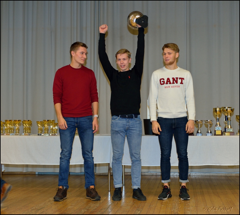 2019-15-17_Ulkokauden_paattajaiset_ (82).jpg