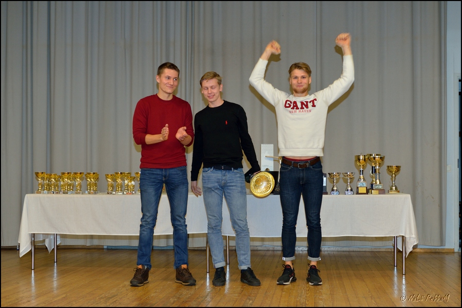 2019-15-17_Ulkokauden_paattajaiset_ (84).jpg