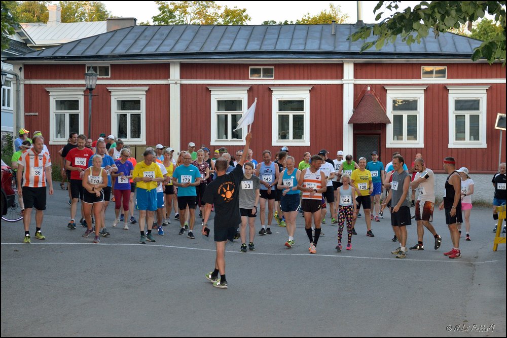 2019-07-27_Unikeon_aamuholkka (32).jpg