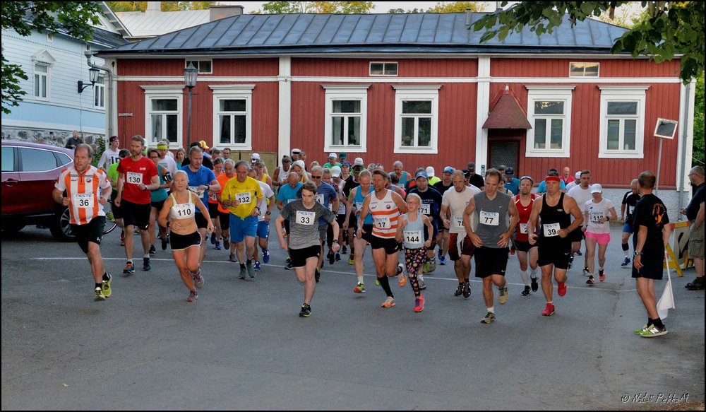 2019-07-27_Unikeon_aamuholkka (36).jpg