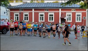 2019-07-27_Unikeon_aamuholkka (33).jpg