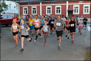 2019-07-27_Unikeon_aamuholkka (38).jpg