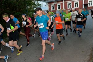 2019-07-27_Unikeon_aamuholkka (46).jpg