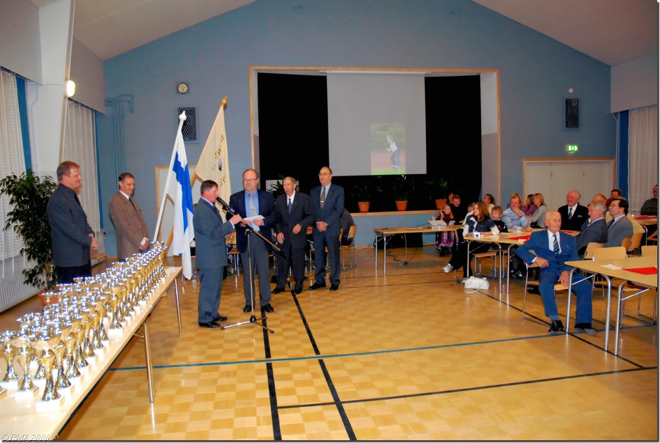 LOYLYN_85v_JUHLAT_2006_06.JPG