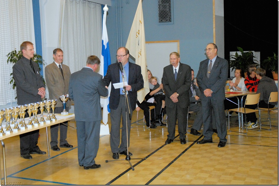 LOYLYN_85v_JUHLAT_2006_08.JPG