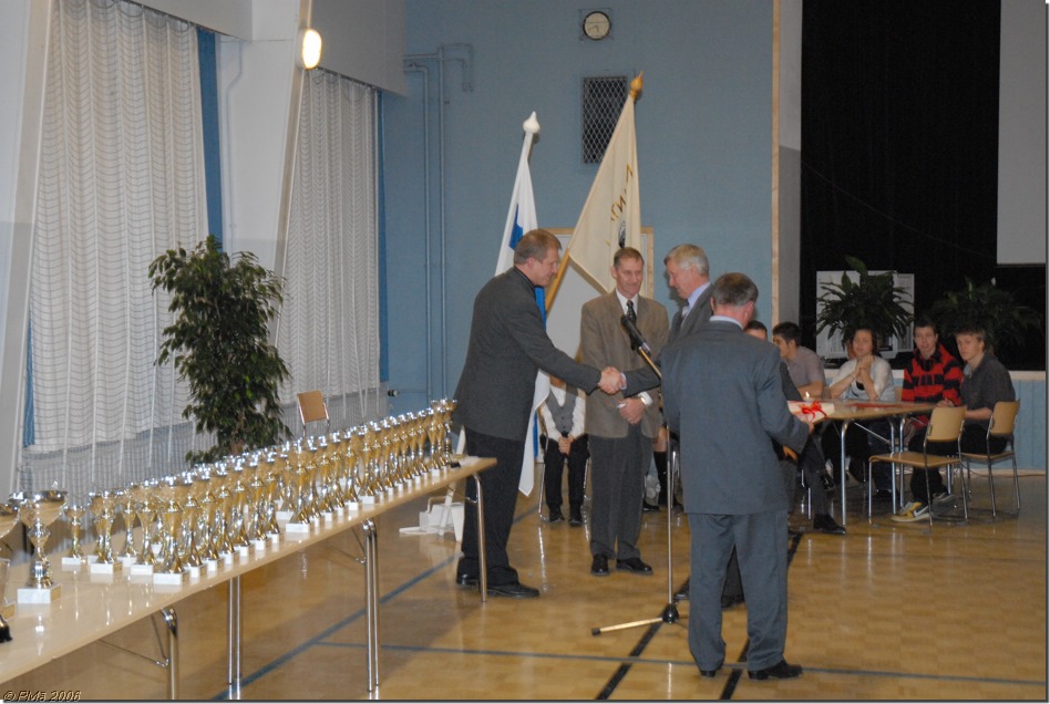 LOYLYN_85v_JUHLAT_2006_12.JPG