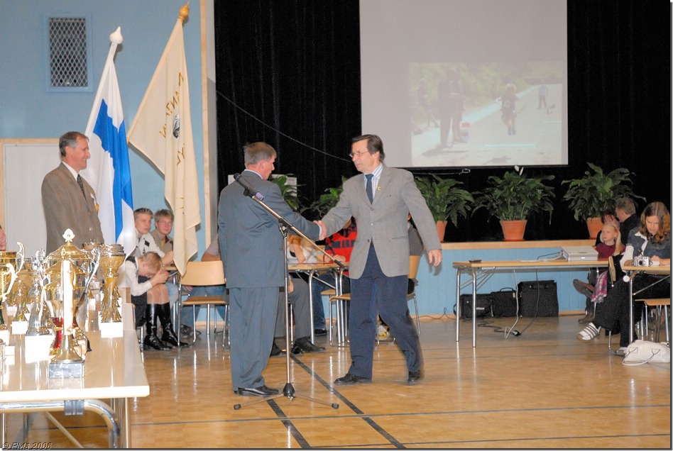 LOYLYN_85v_JUHLAT_2006_13.JPG