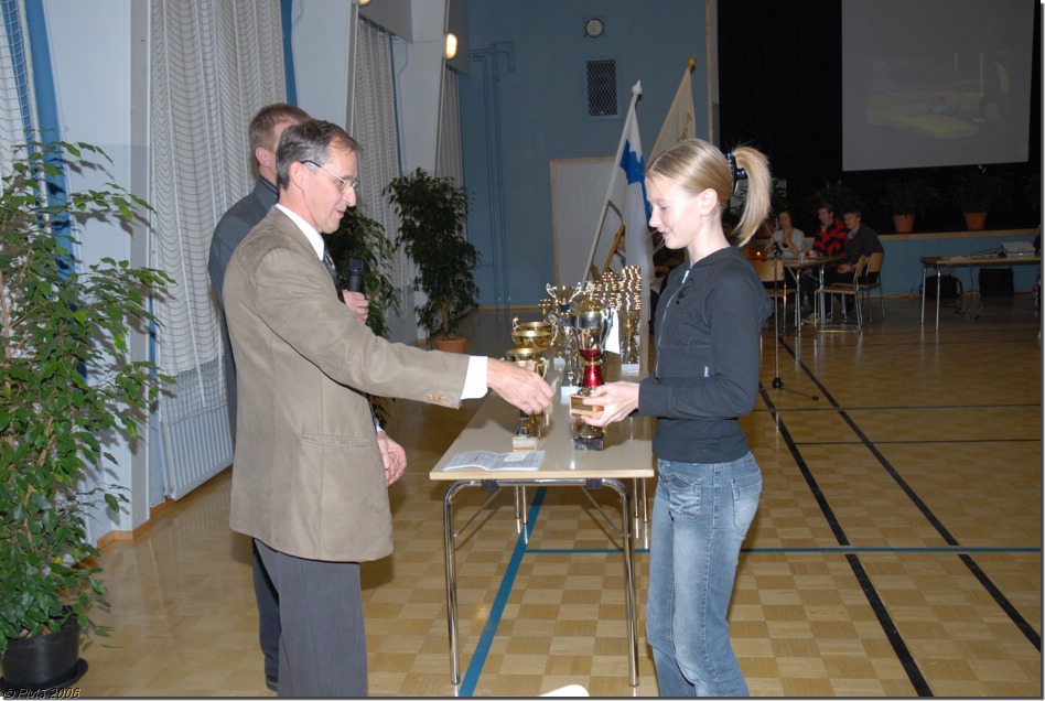 LOYLYN_85v_JUHLAT_2006_22.JPG