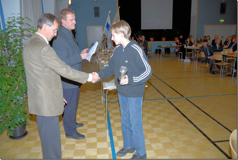LOYLYN_85v_JUHLAT_2006_26.JPG