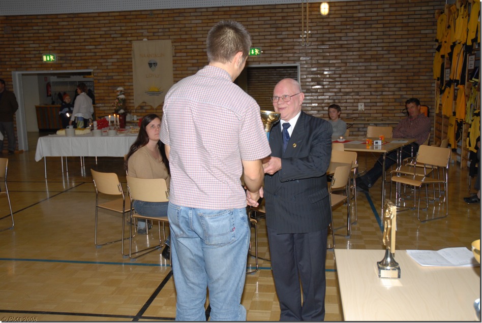 LOYLYN_85v_JUHLAT_2006_27.JPG