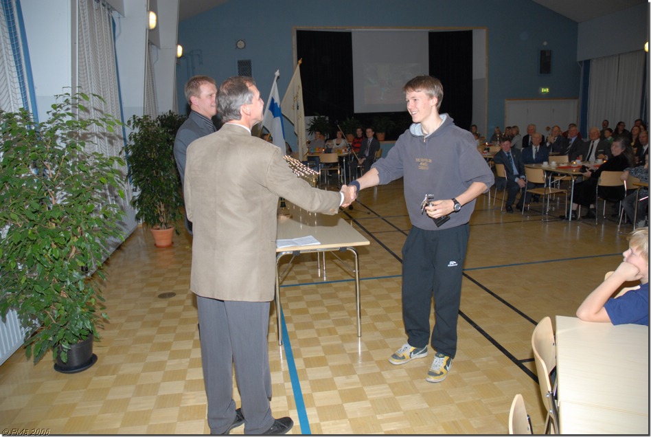 LOYLYN_85v_JUHLAT_2006_36.JPG